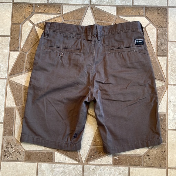 Volcom Twill Shorts Size 30 - Picture 5 of 6